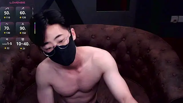 asiantwinkz online show from 04/18/26, 12:42