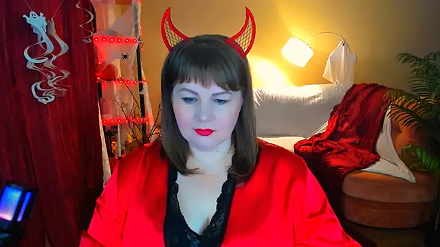 CrystaalStaar online show from 10/30/25, 08:31