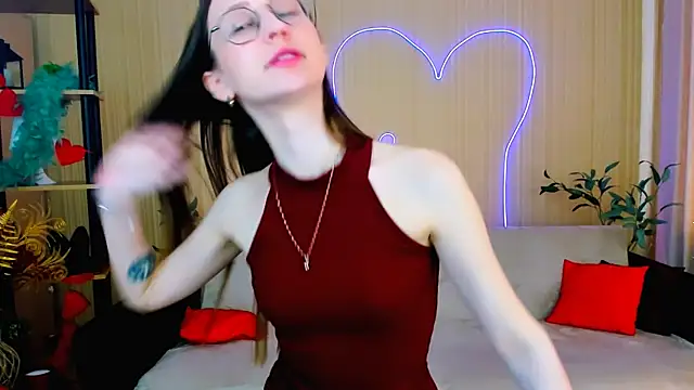 YourLovellyStory online show from 06/27/26, 12:33