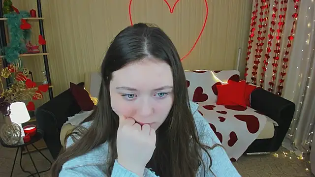 AlluringLookk online show from 02/22/26, 04:35