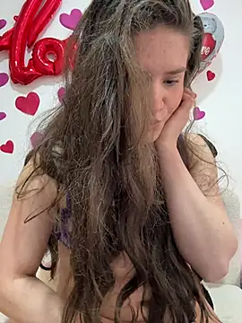 Emilyybennet  online show from 02/09/26, 10:25