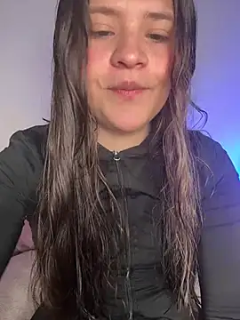 Emilyybennet  online show from 07/23/26, 12:35