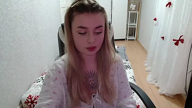 AngelicaHollywood online show from 12/14/25, 09:30