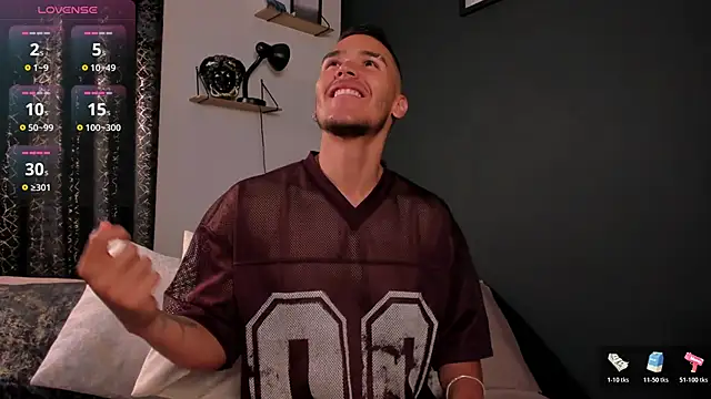 MarkSantozz online show from 11/23/25, 08:36