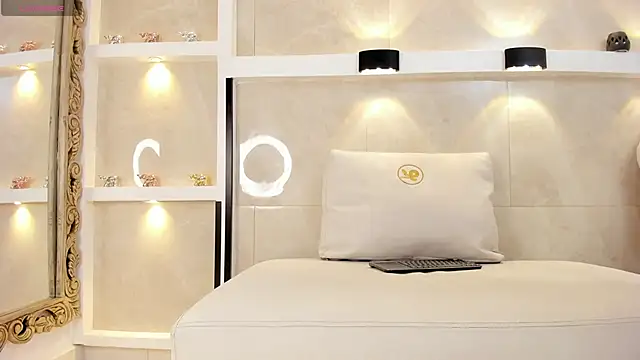 chloe murray online show from 09/09/25, 07:24