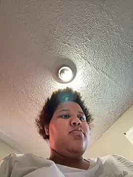 chocolate bella online show from 09/10/25, 03:12