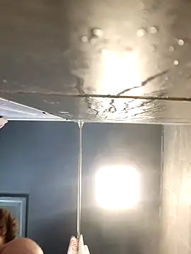 chocolate bella online show from 09/15/25, 02:06