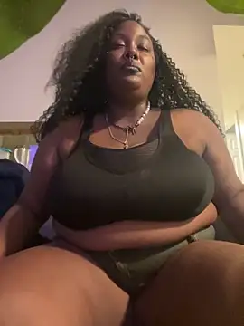 Snapshot of Cocomamii1 chatting on 09/17/25, 03:08 Cocomamii1 online show from 09/17/25, 03:08