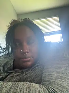 Cocomamii1 online show from 04/16/26, 09:39