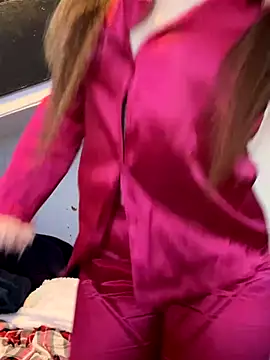 Snapshot of Jody_baby chatting on 12/04/25, 04:16 Jody baby online show from 12/04/25, 04:16