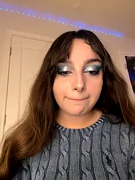 CharmingMaddie online show from 09/12/25, 02:55