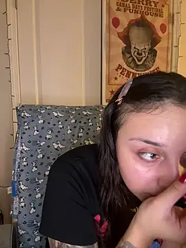 CharmingMaddie online show from 02/10/26, 04:38