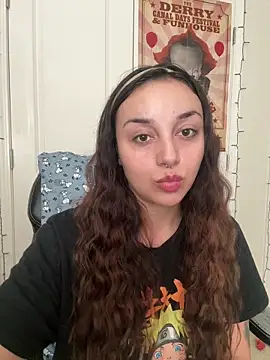 CharmingMaddie online show from 02/12/26, 05:30