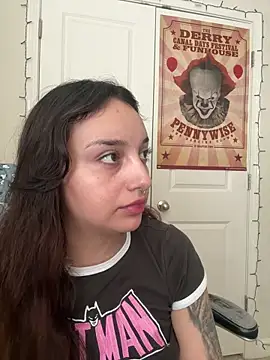 CharmingMaddie online show from 03/22/26, 04:32