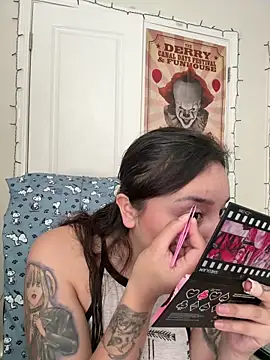 CharmingMaddie online show from 04/05/26, 04:48