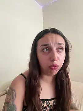 CharmingMaddie online show from 05/31/26, 04:14