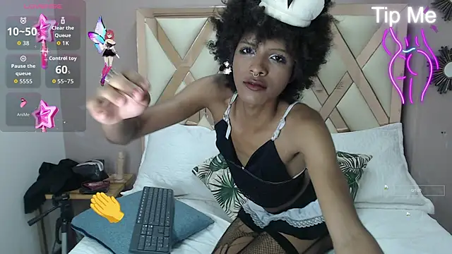 Violett Salvatore online show from 10/15/25, 09:26