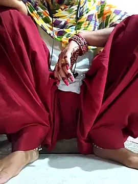 Love-pari077 online show from 10/22/25, 12:55