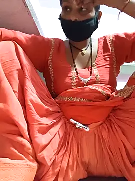 Love-pari077 online show from 10/25/25, 01:40