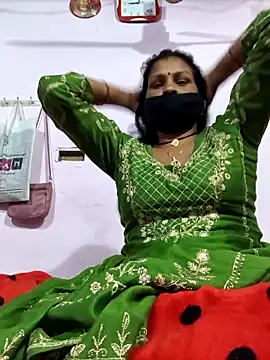 Love-pari077 online show from 02/23/26, 03:31