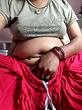 Love-pari077 online show from 04/08/26, 02:11