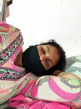 Love-pari077 online show from 04/11/26, 07:56