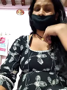 Love-pari077 online show from 04/27/26, 04:43