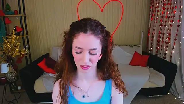 ChristinaConteeree online show from 03/13/26, 07:31