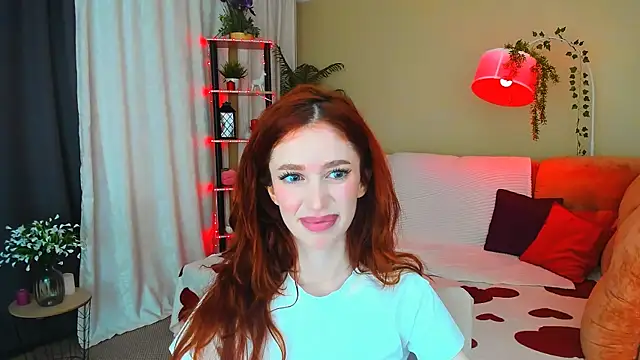 ChristinaConteeree online show from 07/06/26, 03:03
