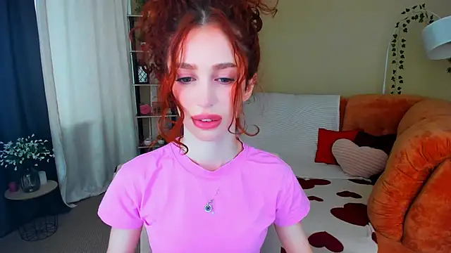 ChristinaConteeree online show from 07/09/26, 11:14