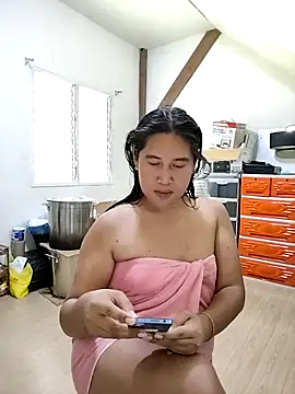 Snapshot of Romantic_Sabrina chatting on 09/14/25, 02:22 Romantic Sabrina online show from 09/14/25, 02:22