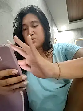 Snapshot of Romantic_Sabrina chatting on 10/04/25, 10:08 Romantic Sabrina online show from 10/04/25, 10:08