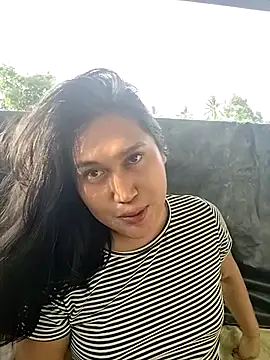 Snapshot of Romantic_Sabrina chatting on 11/02/25, 10:34 Romantic Sabrina online show from 11/02/25, 10:34