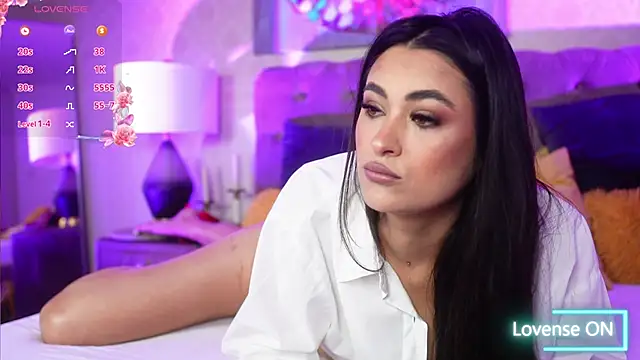 Pretty Lia  online show from 09/30/25, 04:06