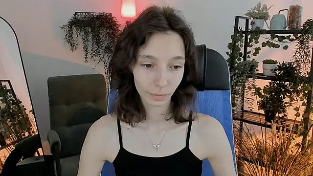 EmmanuellBrown online show from 04/15/26, 10:33