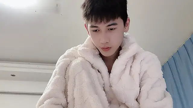 xiaojie2563 online show from 12/17/25, 01:28