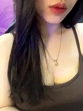 Snapshot of Mon_monbaby chatting on 10/27/25, 06:34 Mon monbaby online show from 10/27/25, 06:34