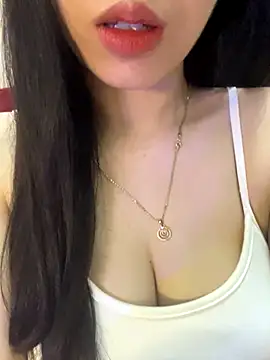 Snapshot of Mon_monbaby chatting on 11/14/25, 06:39 Mon monbaby online show from 11/14/25, 06:39