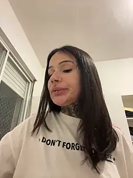 sereiaruiva99 online show from 05/19/26, 03:02