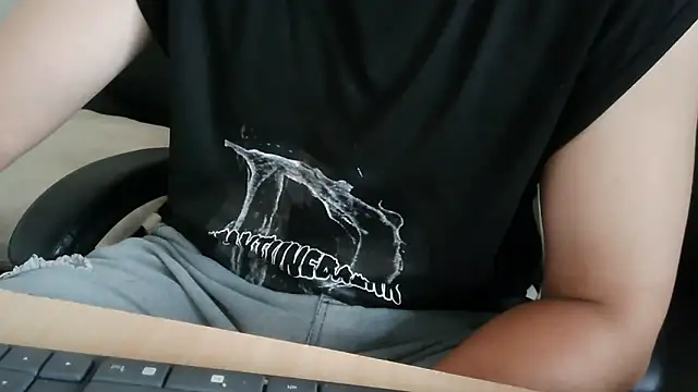 bigbb101011 online show from 11/09/25, 01:59