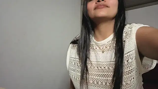 Candela    online show from 04/28/26, 02:27