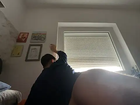 xmilolivex online show from 03/08/26, 08:07