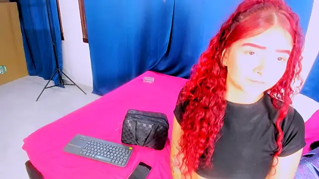 Venus velvett online show from 10/14/25, 06:58