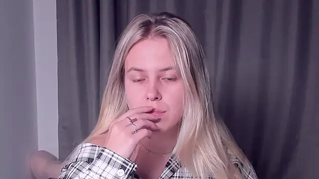 AngelAnty online show from 10/05/25, 03:10