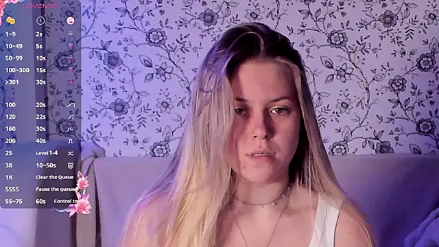 AngelAnty online show from 12/20/25, 02:13