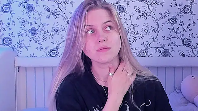 AngelAnty online show from 05/20/26, 03:07