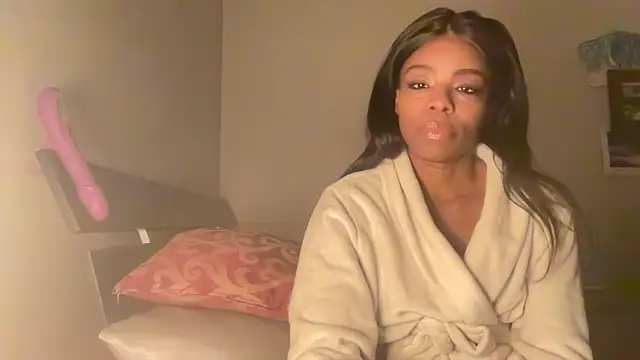 Peachyz69 online show from 02/05/26, 02:27