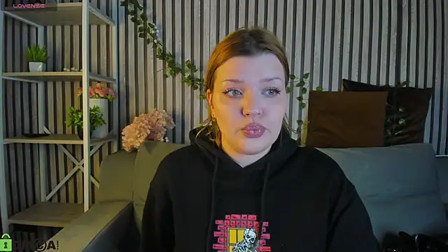 Michele Greenn online show from 02/28/26, 01:06