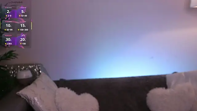 NovaHollisx online show from 10/06/25, 05:49