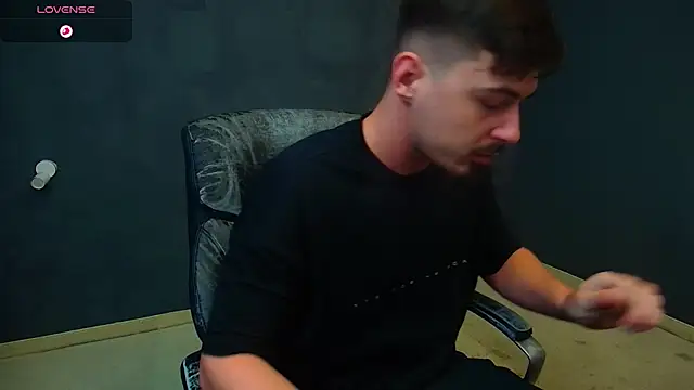 EnzoRace online show from 11/16/25, 05:46